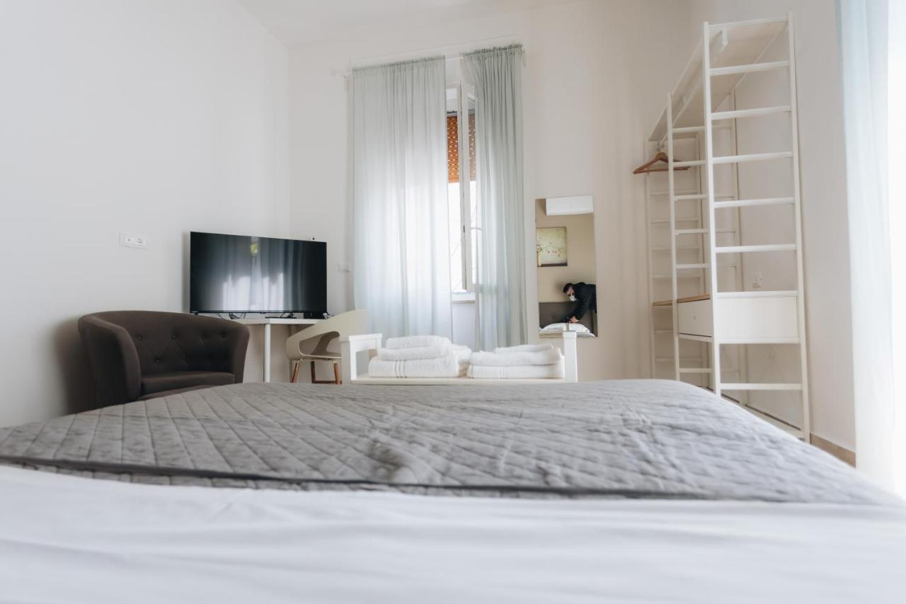 The Nest - B&B - Suites เปสการา ภายนอก รูปภาพ