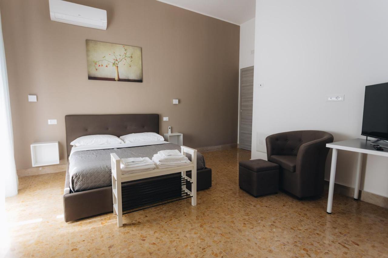 The Nest - B&B - Suites เปสการา ภายนอก รูปภาพ